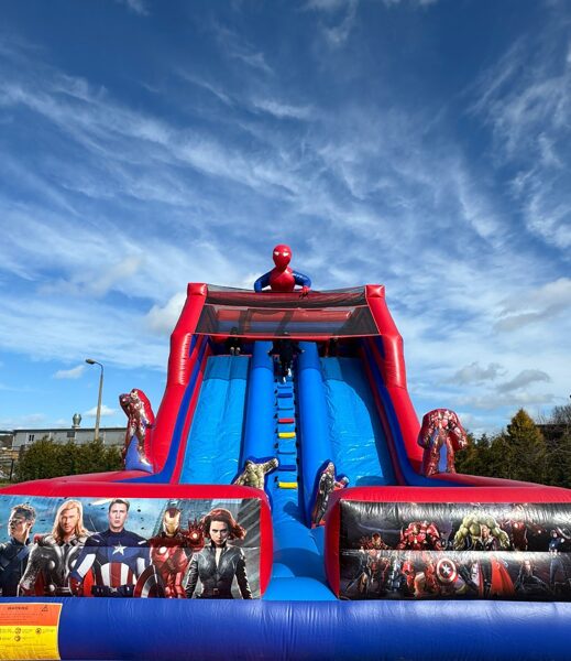 PIEPŪŠAMĀ ATRAKCIJA SUPERVAROŅI