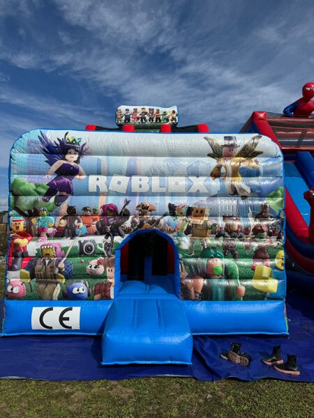 PIEPŪŠAMĀ ATRAKCIJA ROBLOX