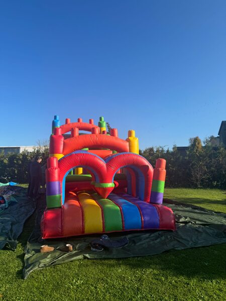 PIEPŪŠAMĀ ATRAKCIJA LEGO